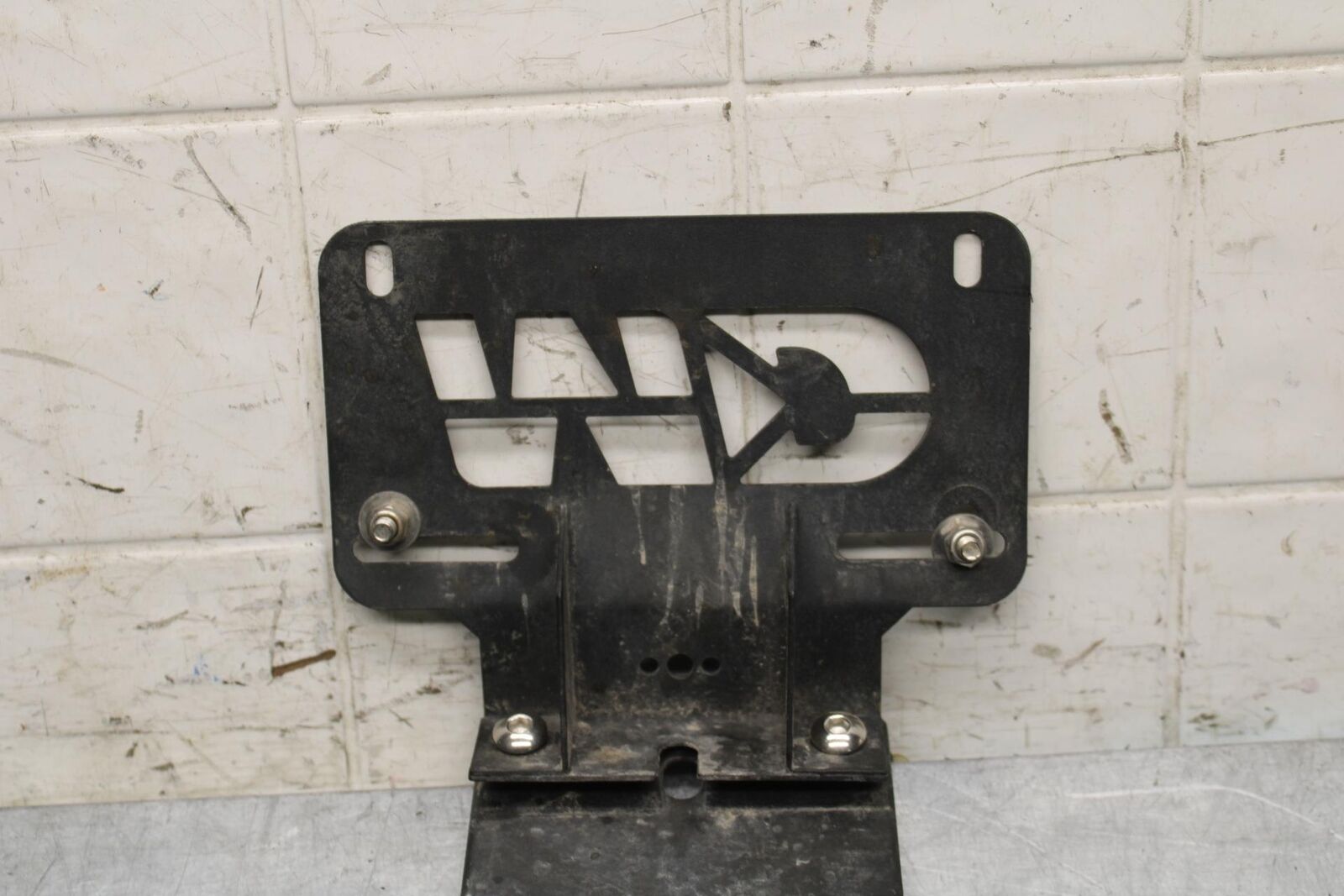2012 Yamaha FZ8 LICENSE PLATE BRACKET BB550
