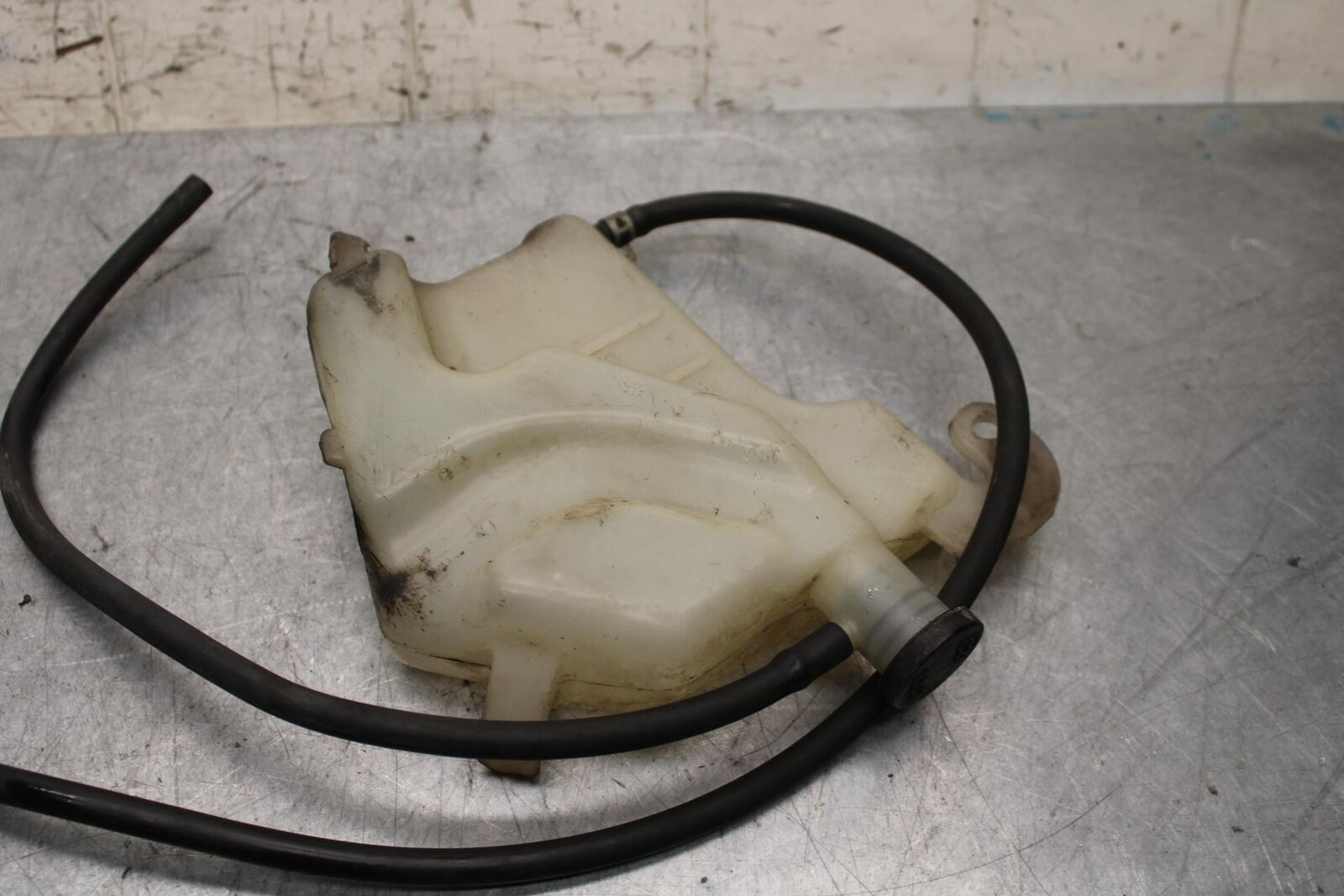 2006 Suzuki SV650S COOLANT WATER TANK RESERVOIR BOTTLE BB65