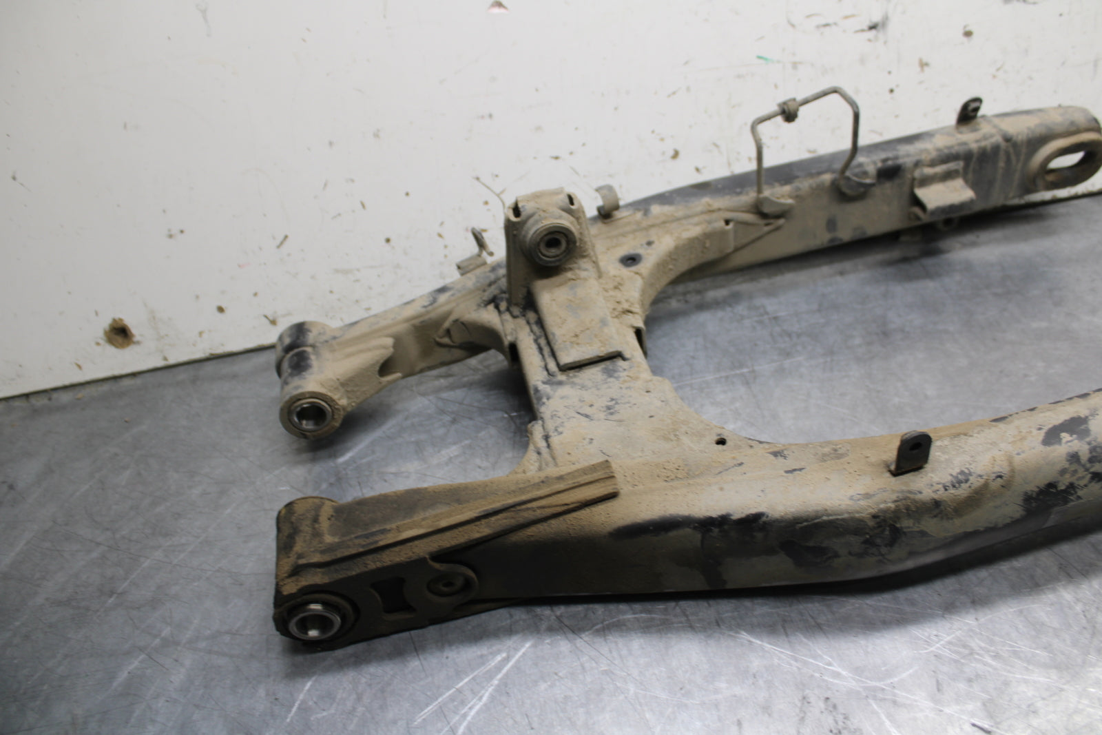 16-17 KAWASAKI VULCAN S 650 EN650 ABS REAR SWINGARM SUSPENSION ARM BB731