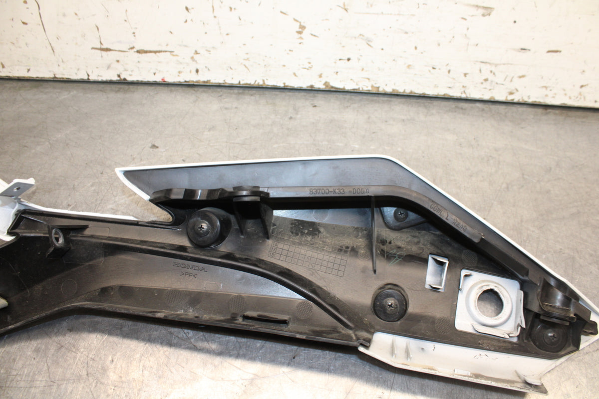 15-16 HONDA CB300F LEFT REAR BACK TAIL FAIRING COWL SHROUD BB740