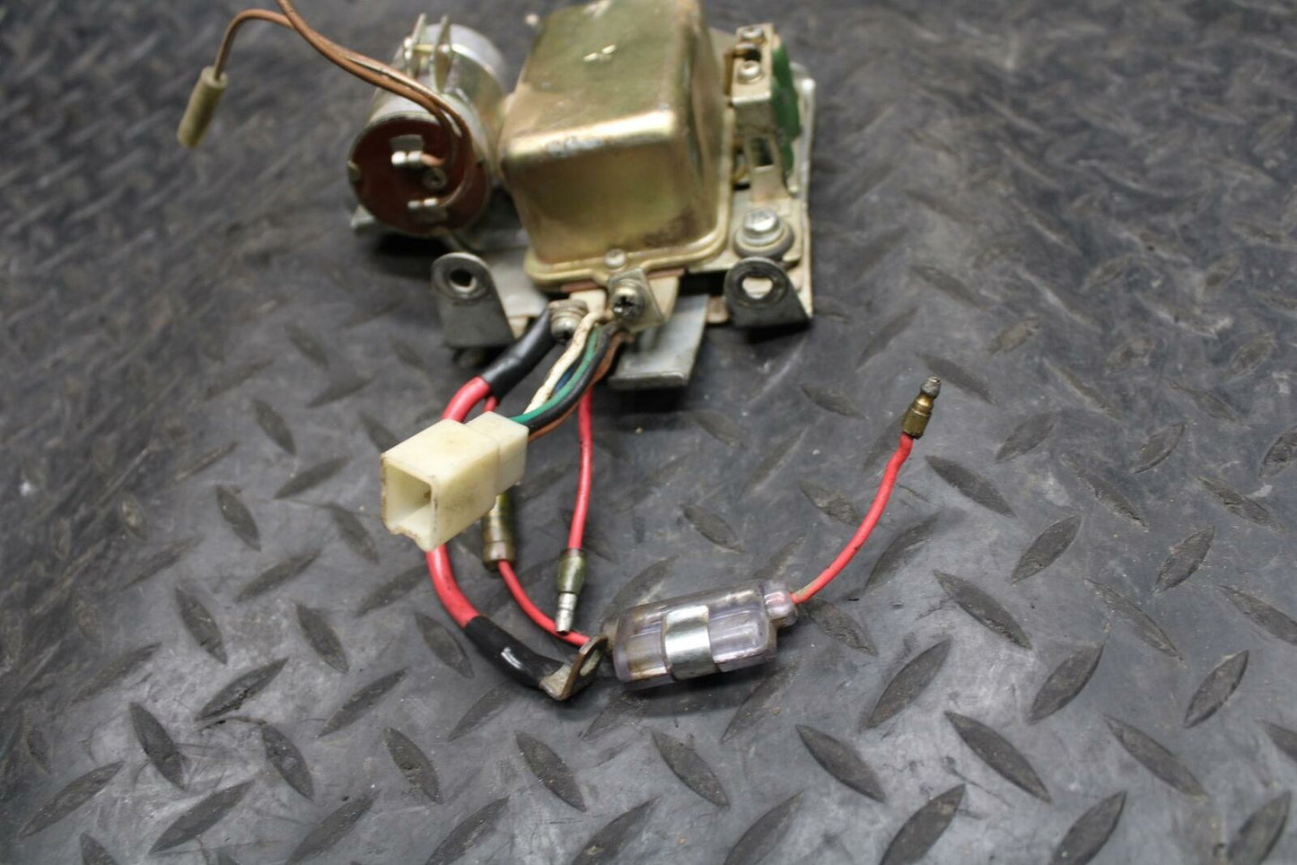 71 YAMAHA L5 RECTIFIER VOLTAGE REGULATOR PLATE CONDENSER BB230