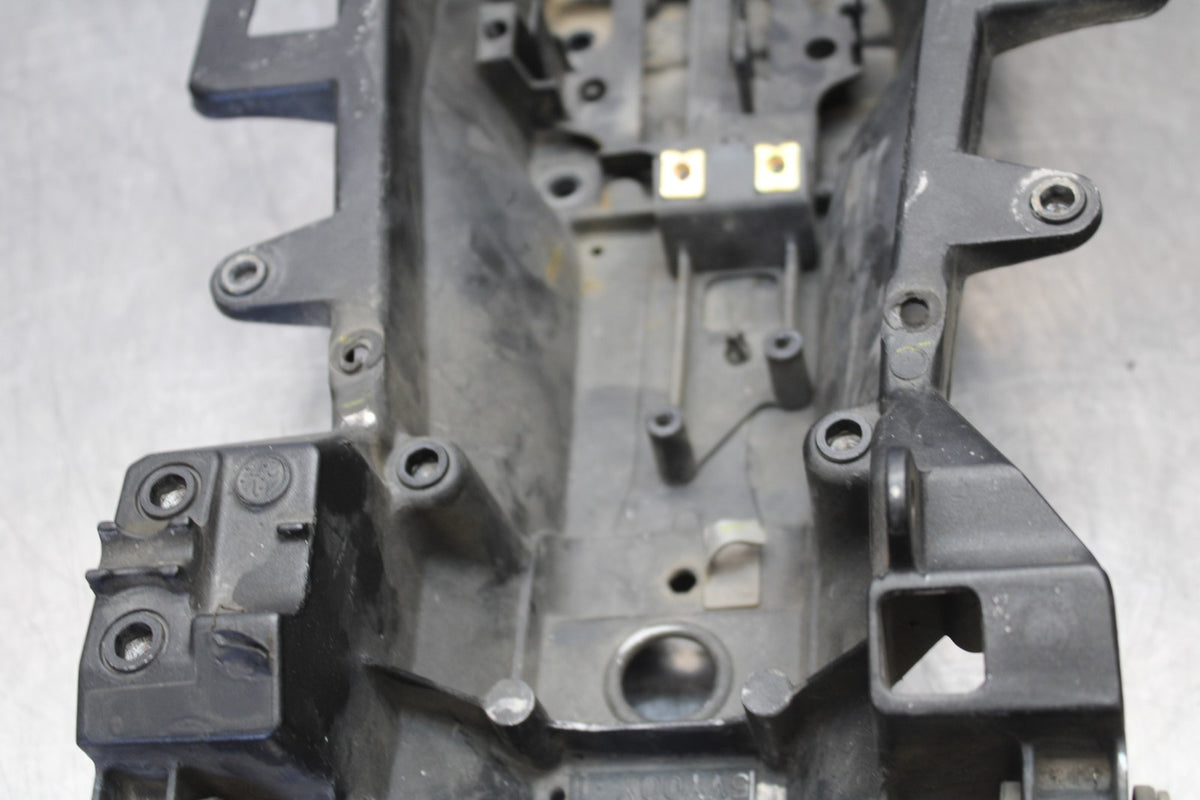 04-05 YAMAHA YZF R1 REAR SUBFRAME BACK SUB FRAME  BB173