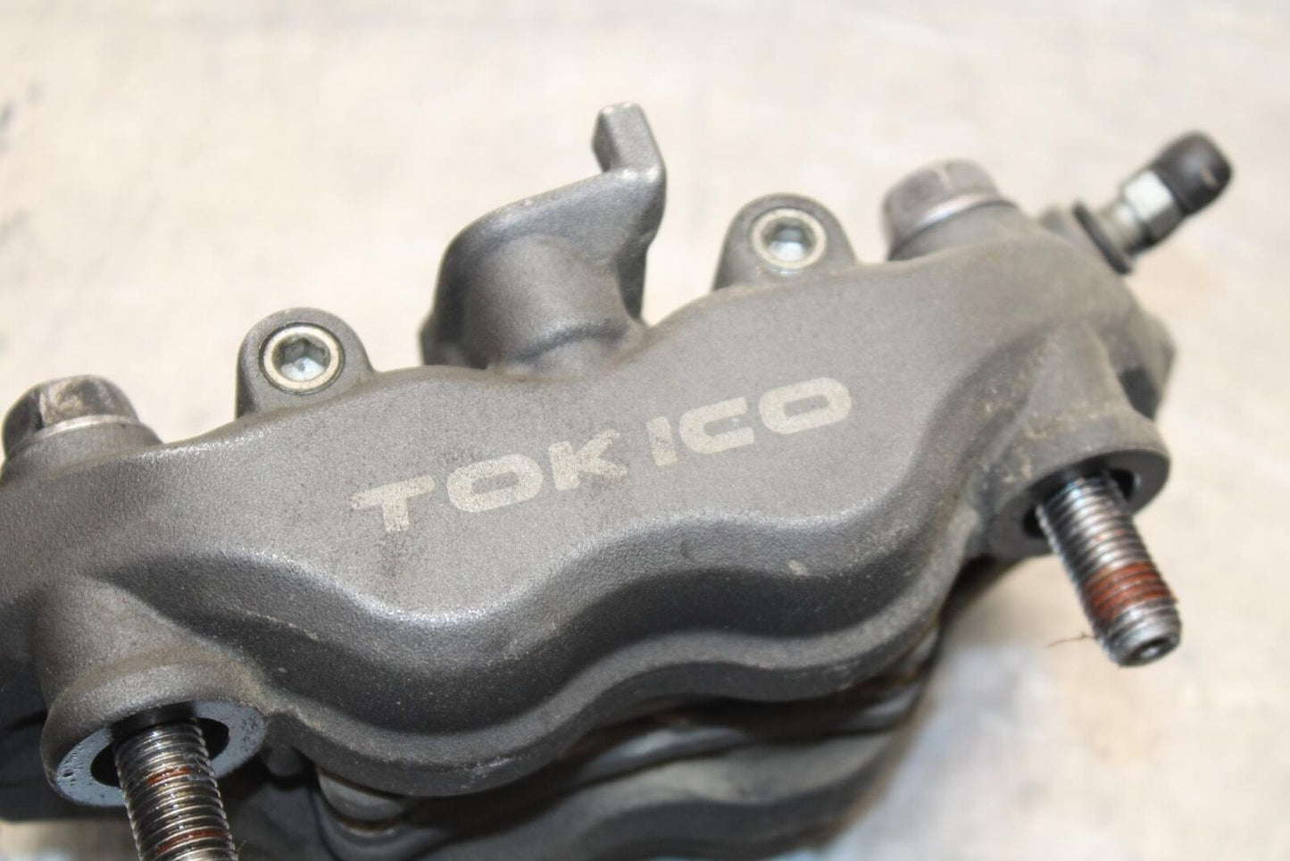 2007 Honda CBR600RR RIGHT LEFT FRONT BRAKE CALIPER SET PAIR CALIPERS BB596