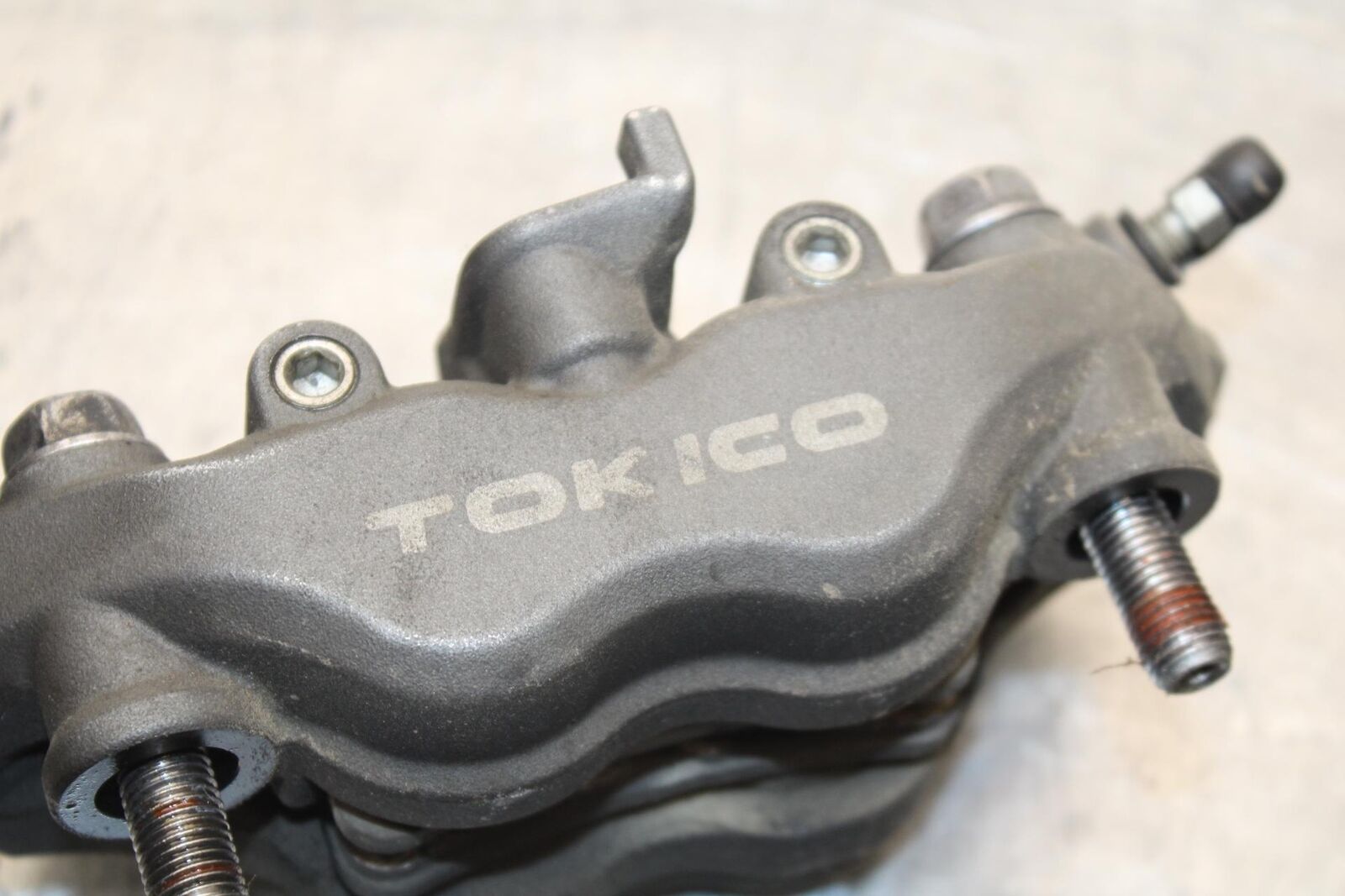 2007 Honda CBR600RR RIGHT LEFT FRONT BRAKE CALIPER SET PAIR CALIPERS BB596