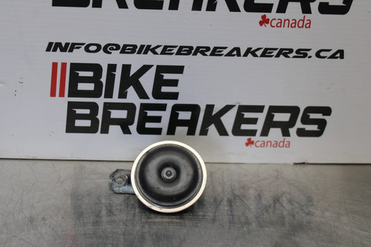 22-25 YAMAHA YZF R7 HORN SIGNAL BB182