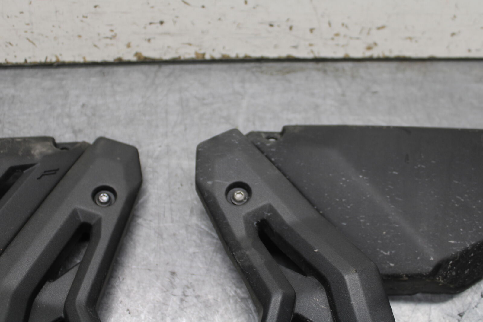 18-24 KAWASAKI NINJA 650 RIGHT LEFT FRAME SIDE COVERS COWLS PANELS TRIM BB725 