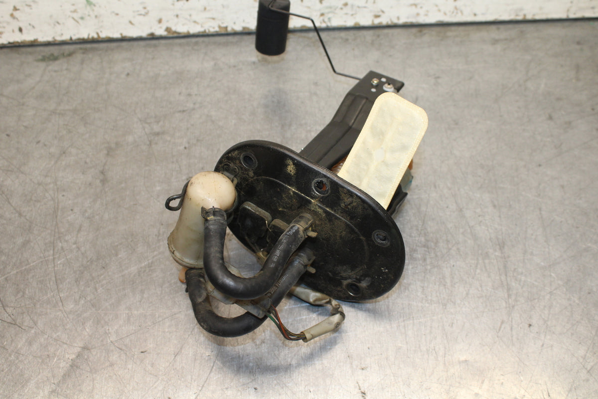 13-16 KTM 390 DUKE FUEL PUMP GAS PETROL SENDER UNIT BB748