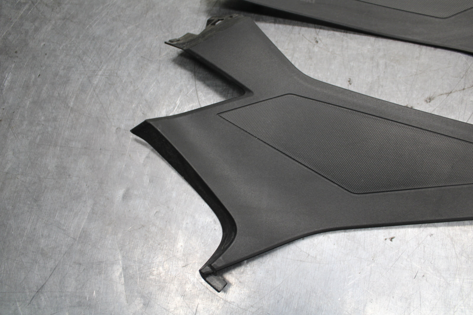 24 KAWASAKI NINJA 500 ABS RIGHT LEFT SIDE SEAT PANELS TRIMS COWLS FAIRINGS BB744