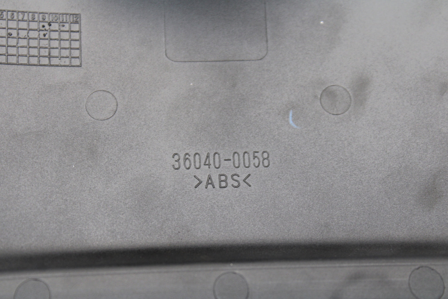 23-24 KAWASAKI NINJA ZX14R NEW!! CENTER REAR BACK TAIL FAIRING COWL BB169