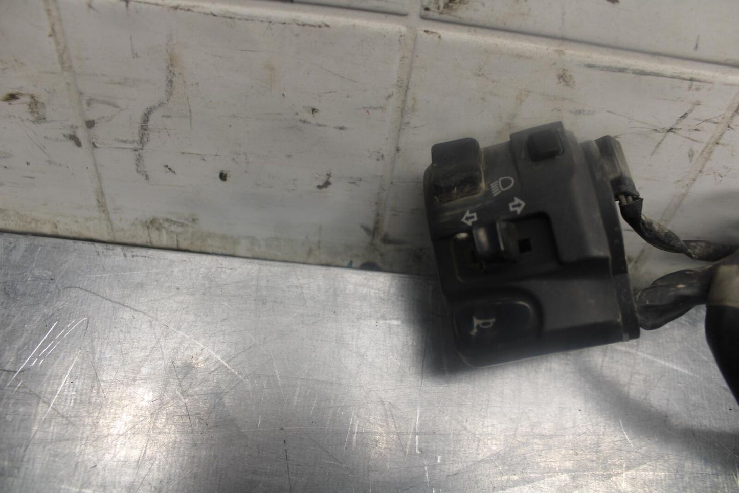 07-08 KAWASAKI NINJA ZX6R LEFT CLIP ON HANDLE HORN SIGNALS SWITCH  BB456