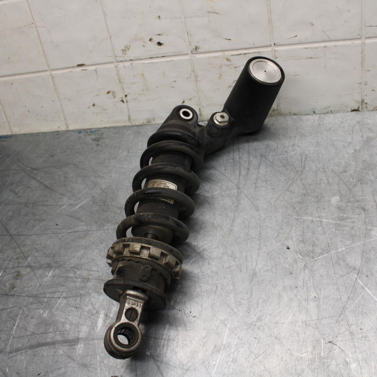 09-12 HONDA CBR600RR REAR BACK SHOCK ABSORBER SUSPENSION 52400-MFJ-305 BB450