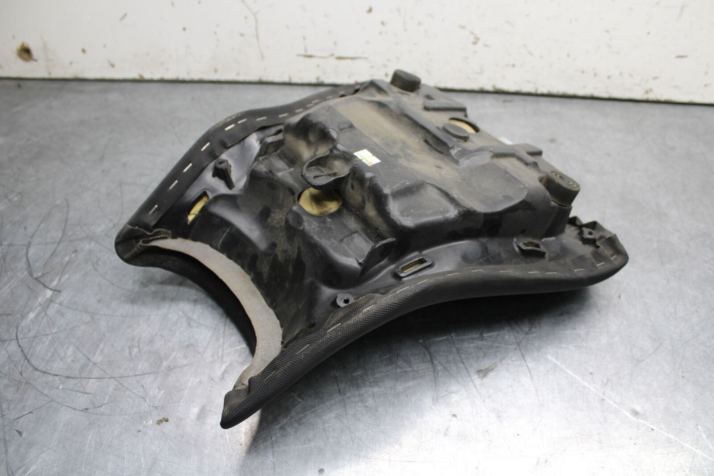 12-17 KAWASAKI ER-6N Z650 FRONT DRIVERS SEAT PAD SADDLE PILLION BB709