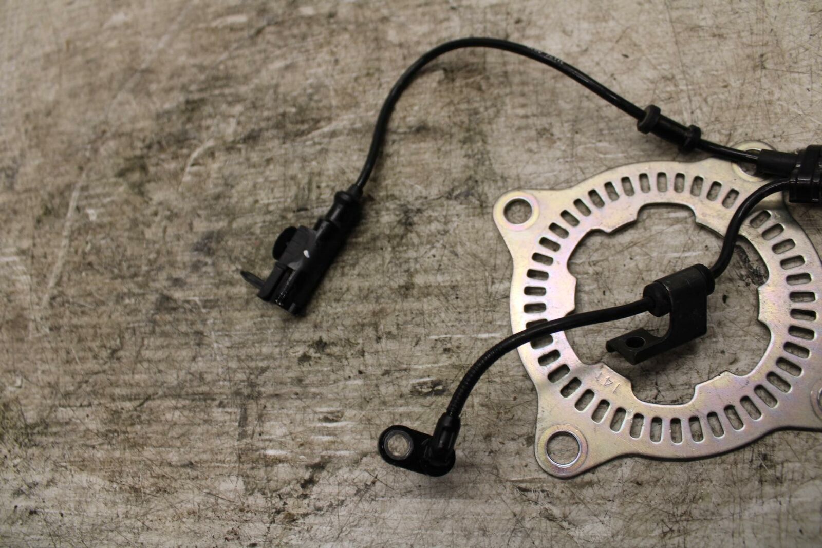 20-22 KAWASAKI Z H2 REAR BACK WHEEL ABS BRAKE RING DISC SENSOR BB382