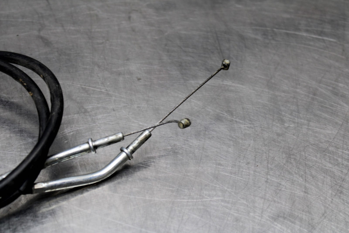 98 KAWASAKI NINJA ZX6 THROTTLE CABLE HOUSING & CABLES LINES BB870