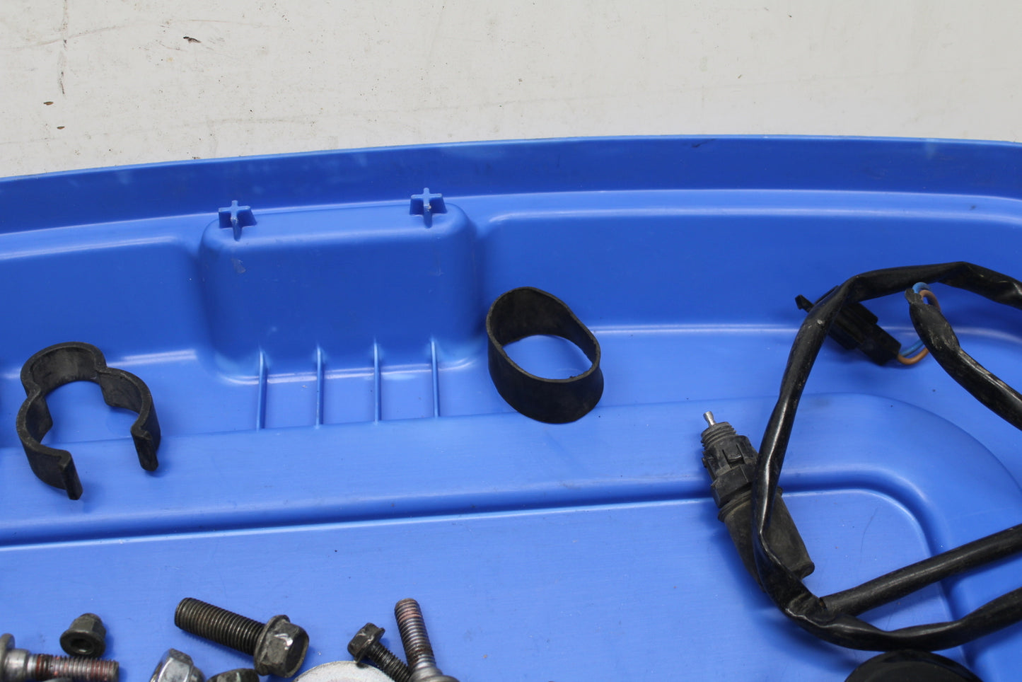 05-08 KAWASAKI VULCAN 1500 VN1500N CLASSIC MOUNTING BOLTS HARDWARE MOTOR BB133