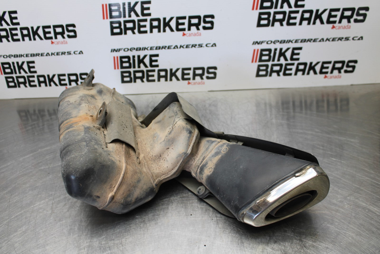 06-07 SUZUKI GSXR 600 EXHAUST PIPE MUFFLER SLIP ON CAN SILENCER BB170