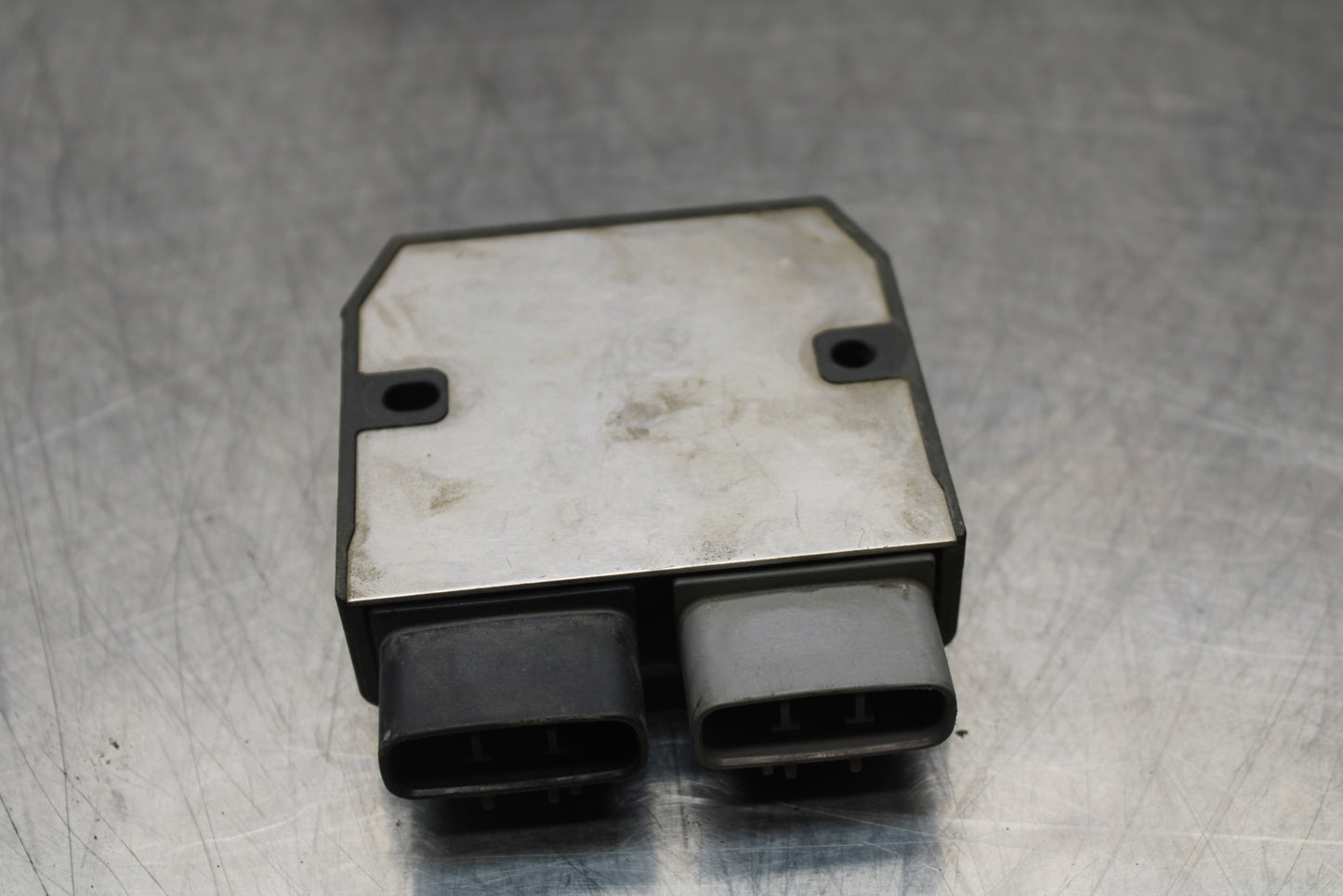 04-05 KAWASAKI NINJA ZX10R RECTIFIER VOLTAGE REGULATOR BB163