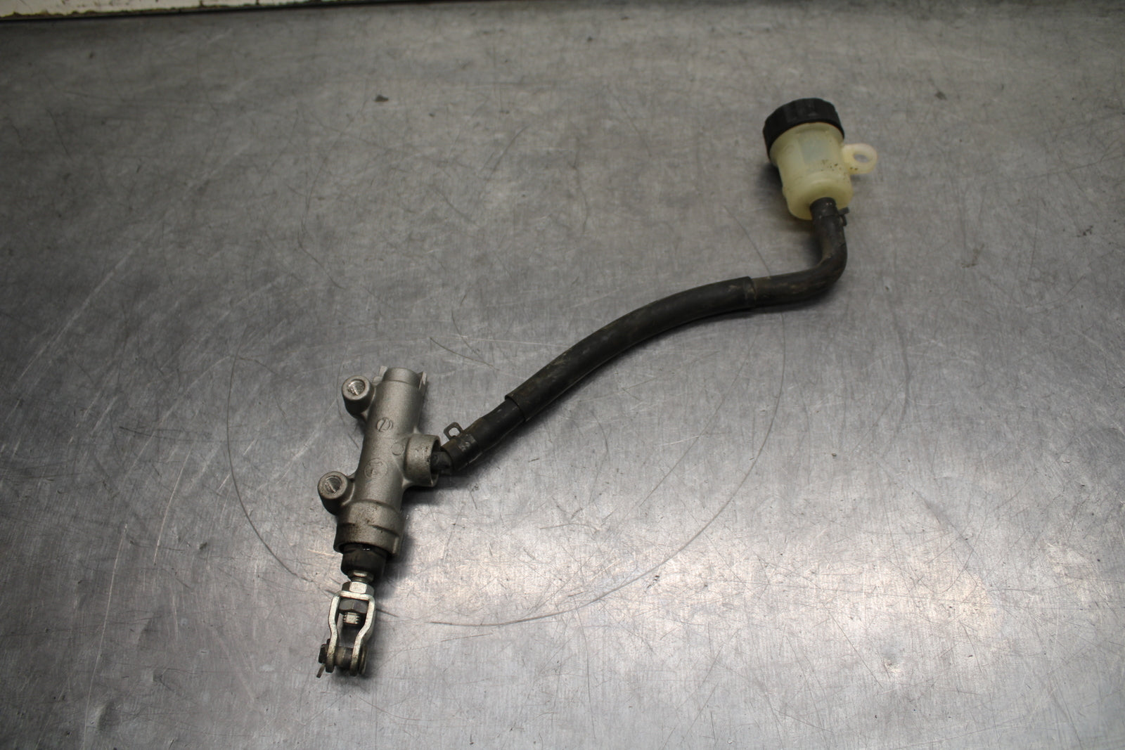 12-13 KAWASAKI Z1000 REAR BACK BRAKE MASTER CYLINDER W RESERVOIR BB743