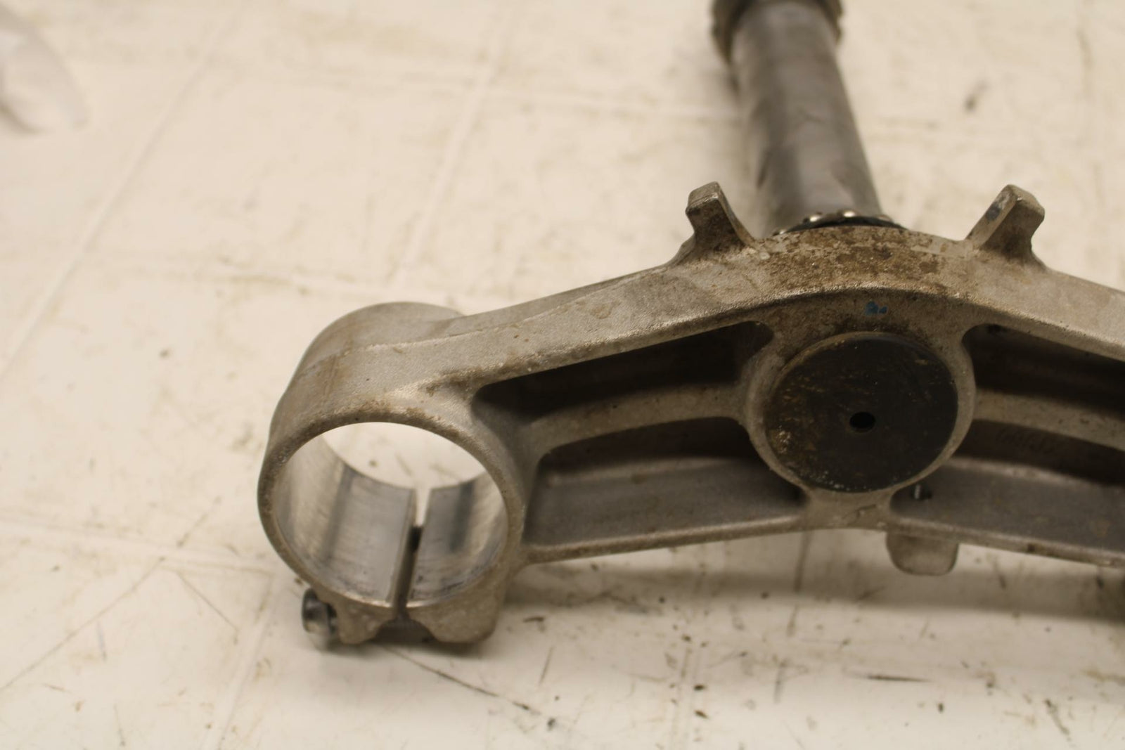 13-17 KAWASAKI NINJA ZX6R ZX636E FRONT FORKS CLAMP LOWER TRIPLE TREE STEM BB409