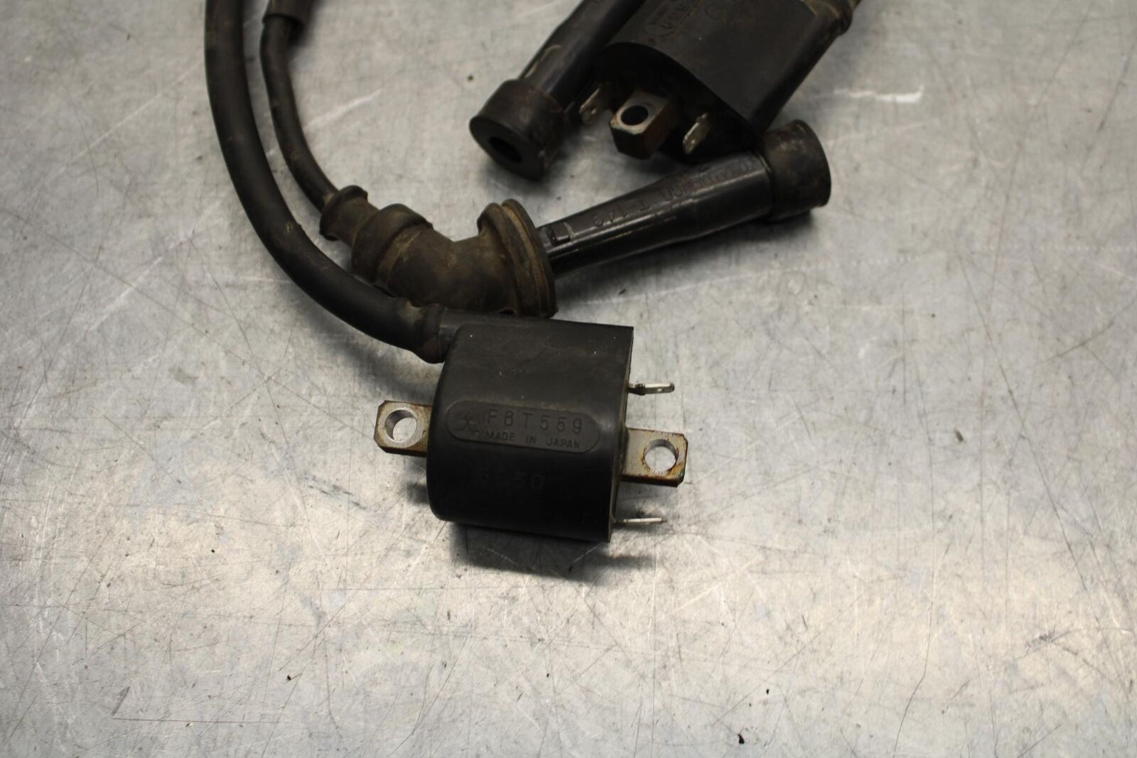 2006 Suzuki SV650S IGNITION COILS COIL SPARK PLUG CAPS BB65