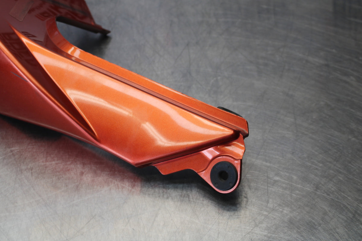 03 SUZUKI SV650S RIGHT REAR BACK TAIL FAIRING COWL SHROUD BB167