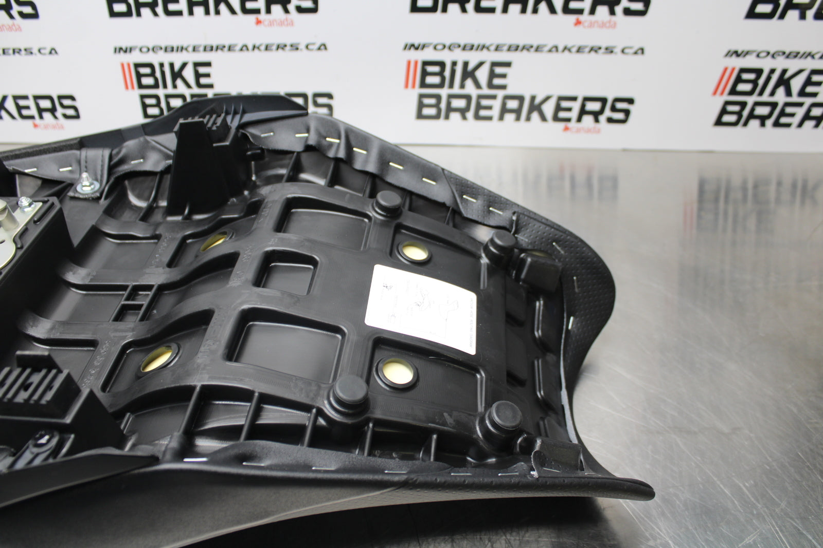 23-24 KAWASAKI NINJA ZX14R NEW!! FRONT REAR SEAT SADDLE & SOLO FAIRING BB153