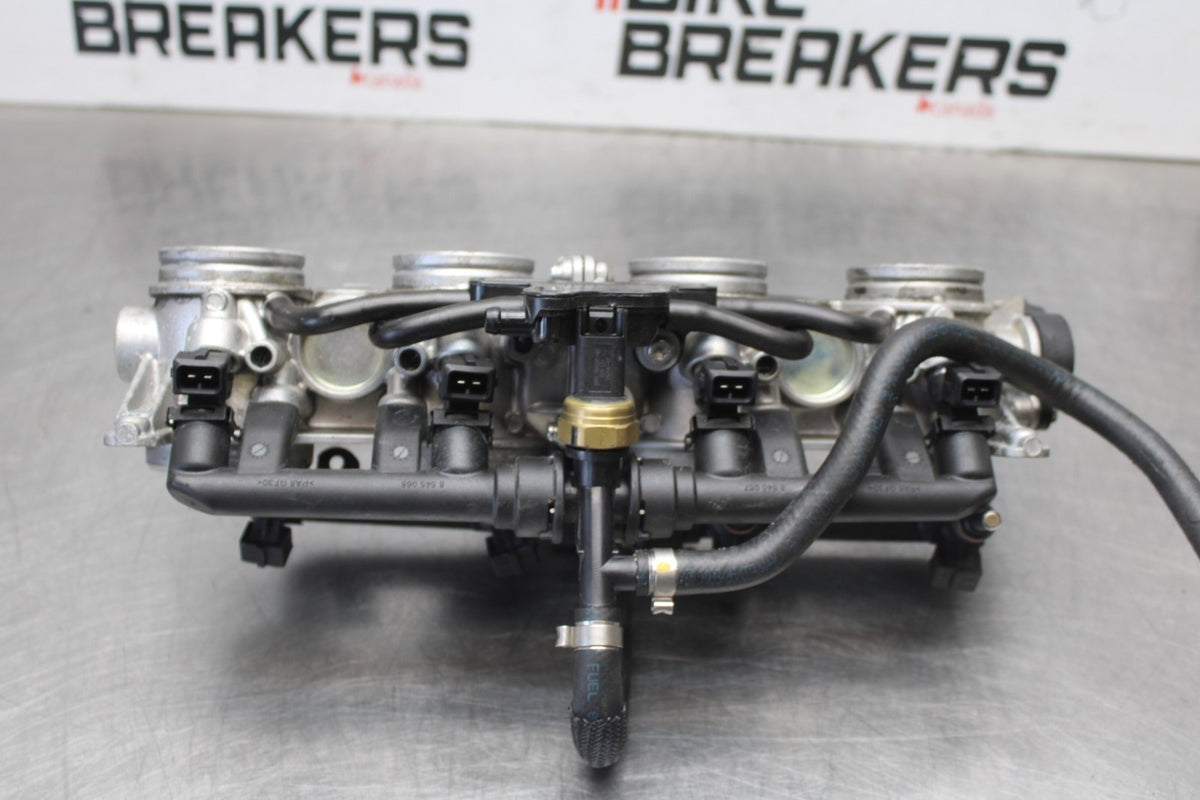 17-20 BMW S1000R FUEL INJECTORS / THROTTLE BODIES BB909