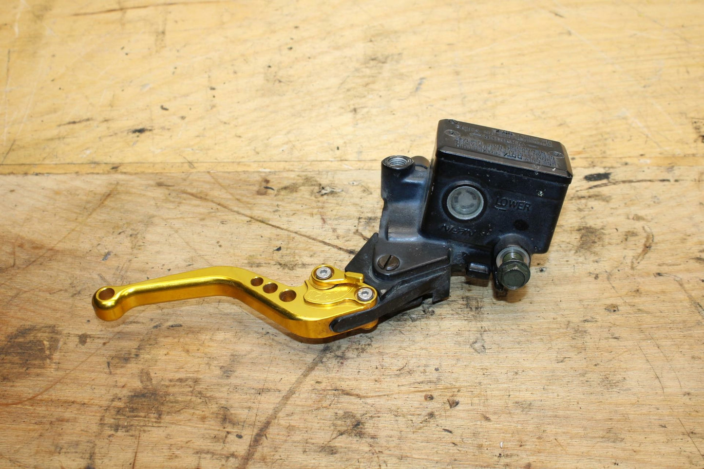 03-06 KAWASAKI Z1000 FRONT BRAKE MASTER CYLINDER w/ LEVER BB319