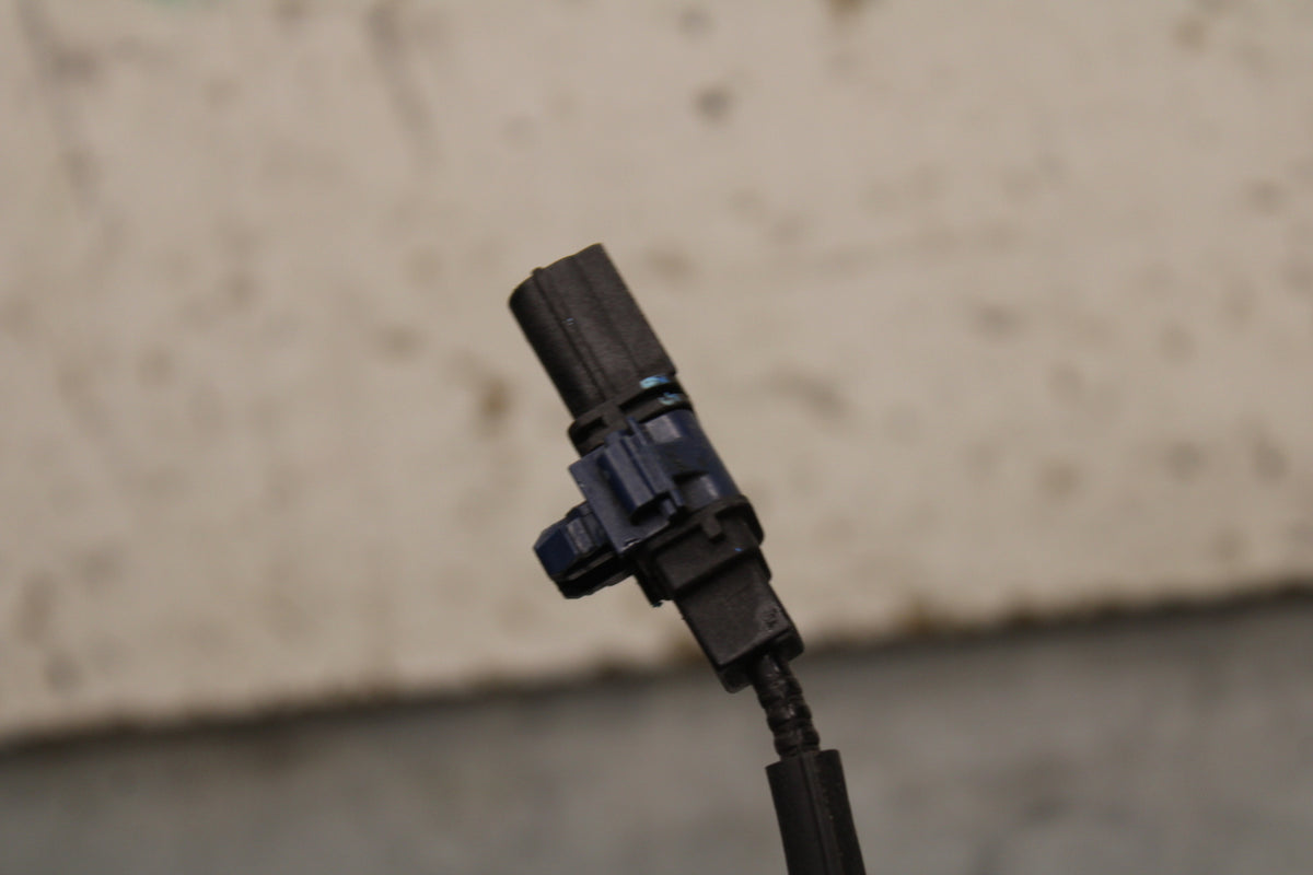 19-22 KAWASAKI Z400 FRONT ABS BRAKE SENSOR BB738