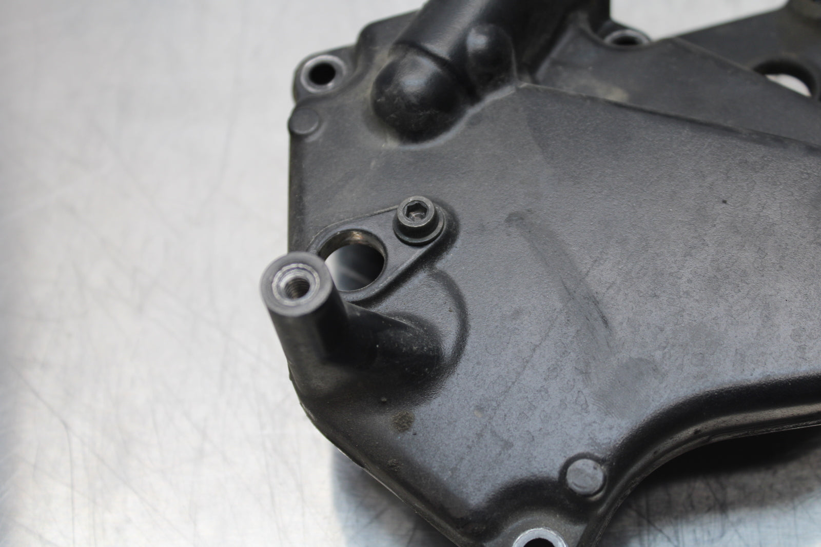 11 SUZUKI GSXR1000 ENGINE SPROCKET COVER BB142