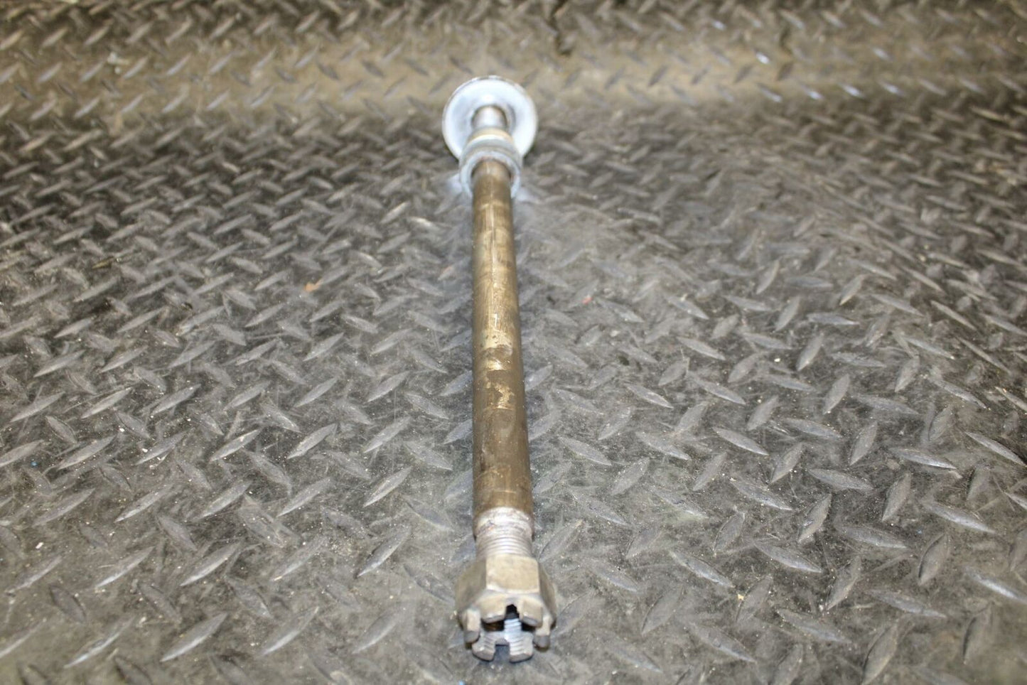 03-08 KAWASAKI VULCAN 1600 REAR AXLE BACK WHEEL RIM PIVOT BOLT AXEL BB193