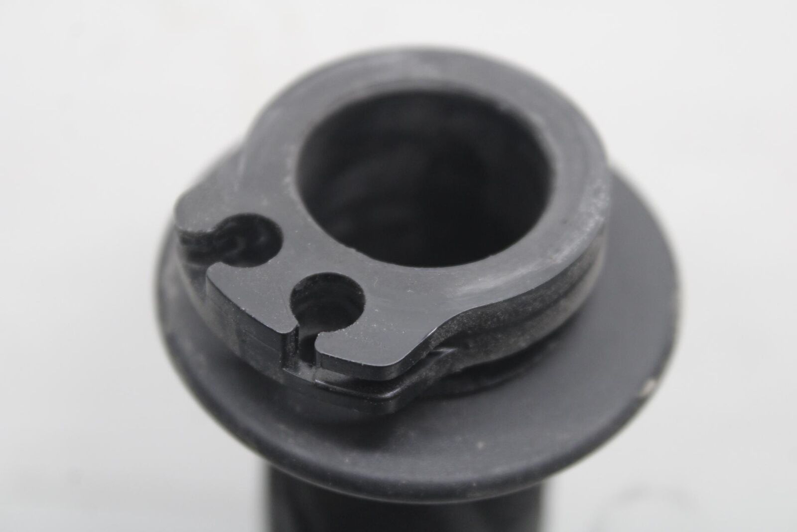 2011 Suzuki GSXR600 RIGHT THROTTLE GRIP BB605