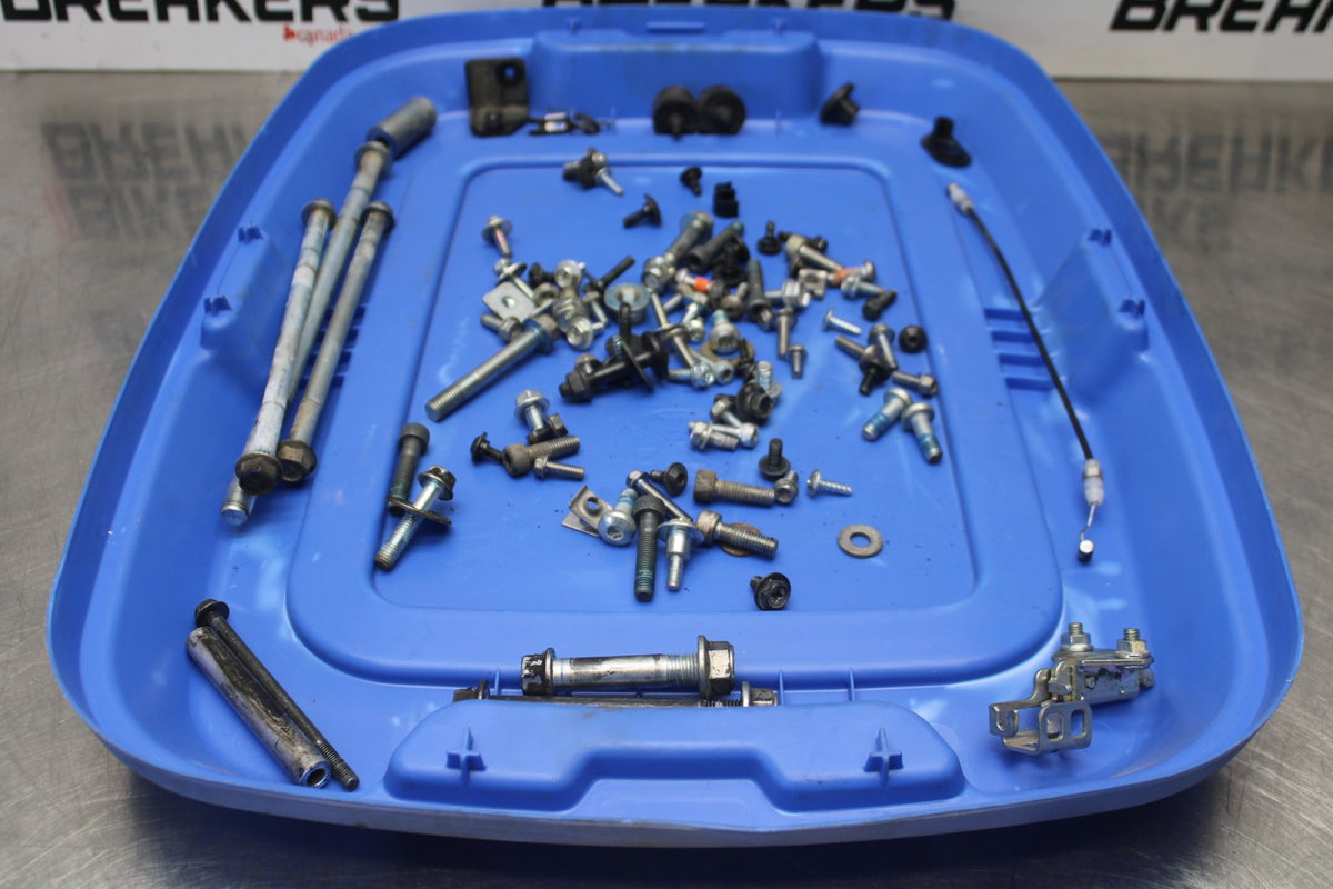 17-24 SUZUKI SV650 BOLTS HARDWARE MOTOR SCREWS BB829