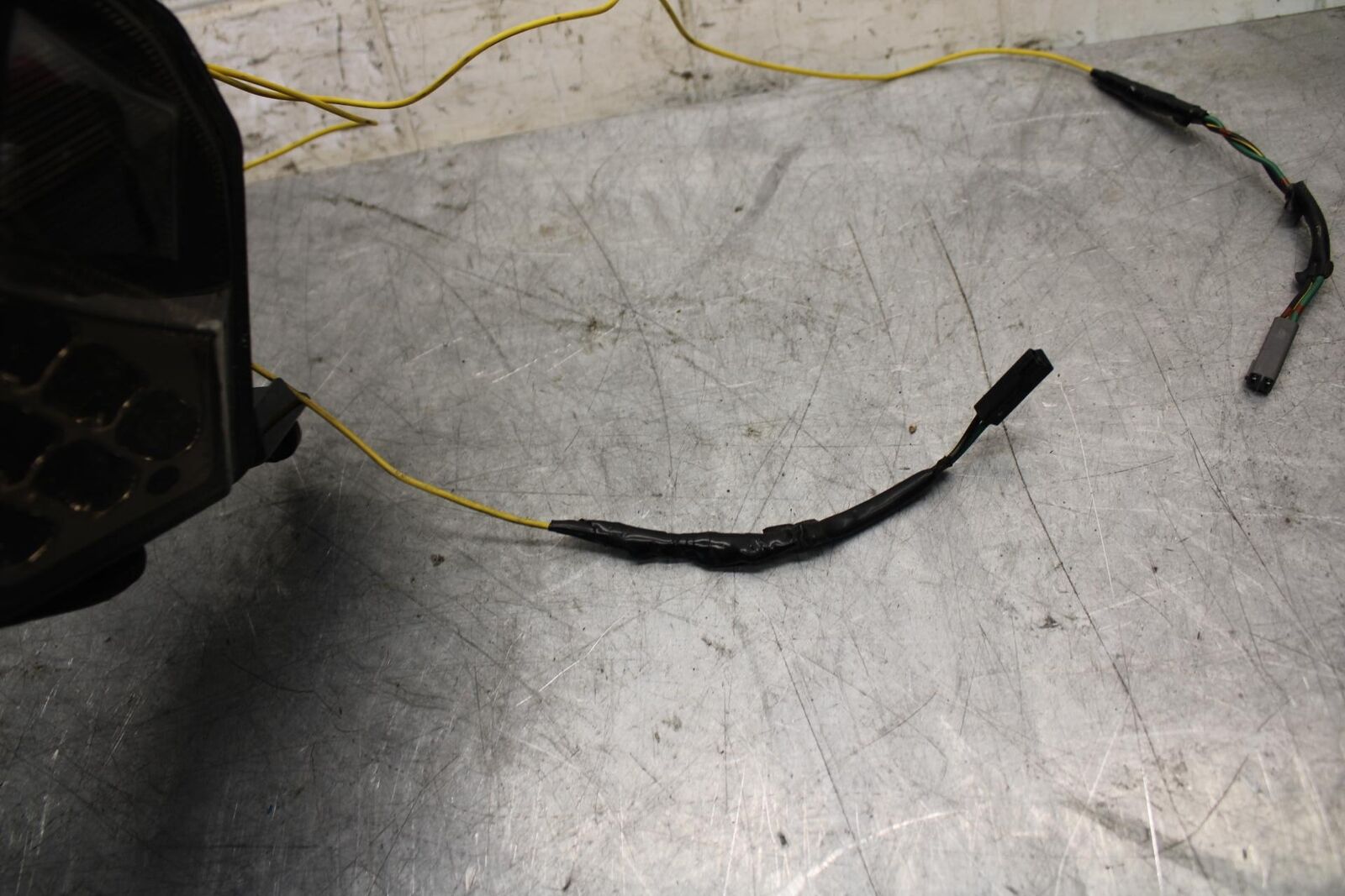 2008 Kawasaki Ninja ZX10R  AFTERMARKET INTEGRATED REAR TAIL TAILLIGHT BB524