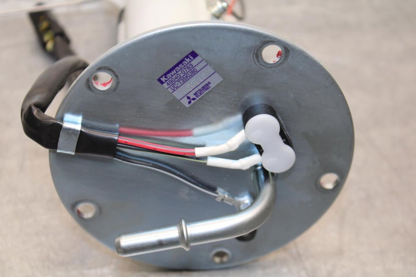 19-22 KAWASAKI Z400 FUEL PUMP GAS PETROL SENDER UNIT BB70