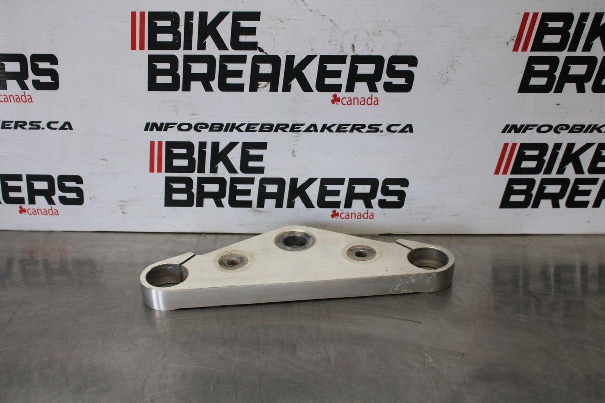 03-08 HONDA VTX1300C FORKS UPPER TRIPLE TREE CLAMP BB868
