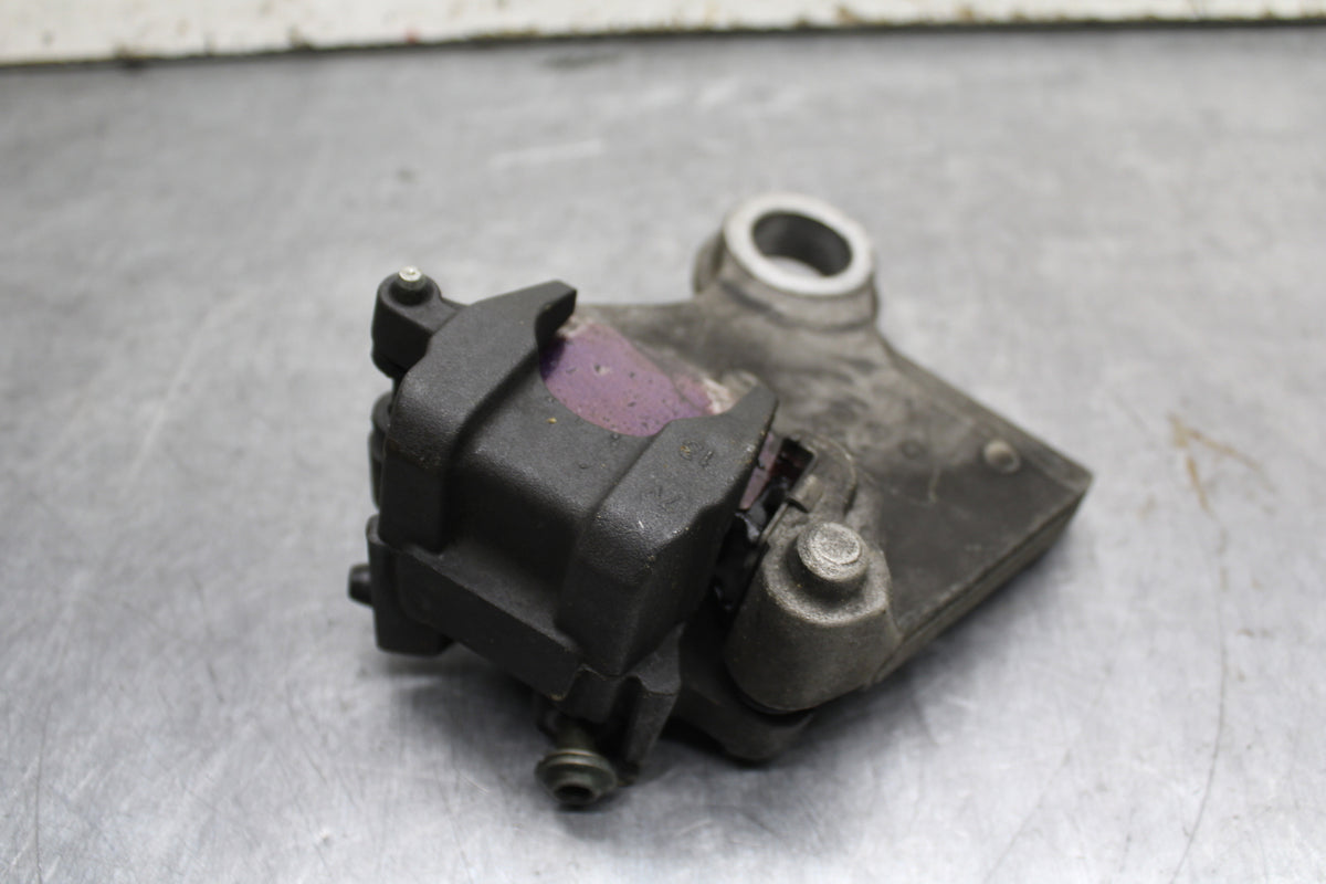 08-09 YAMAHA YZF R6S REAR BACK BRAKE CALIPER W MOUNT BRACKET BB115