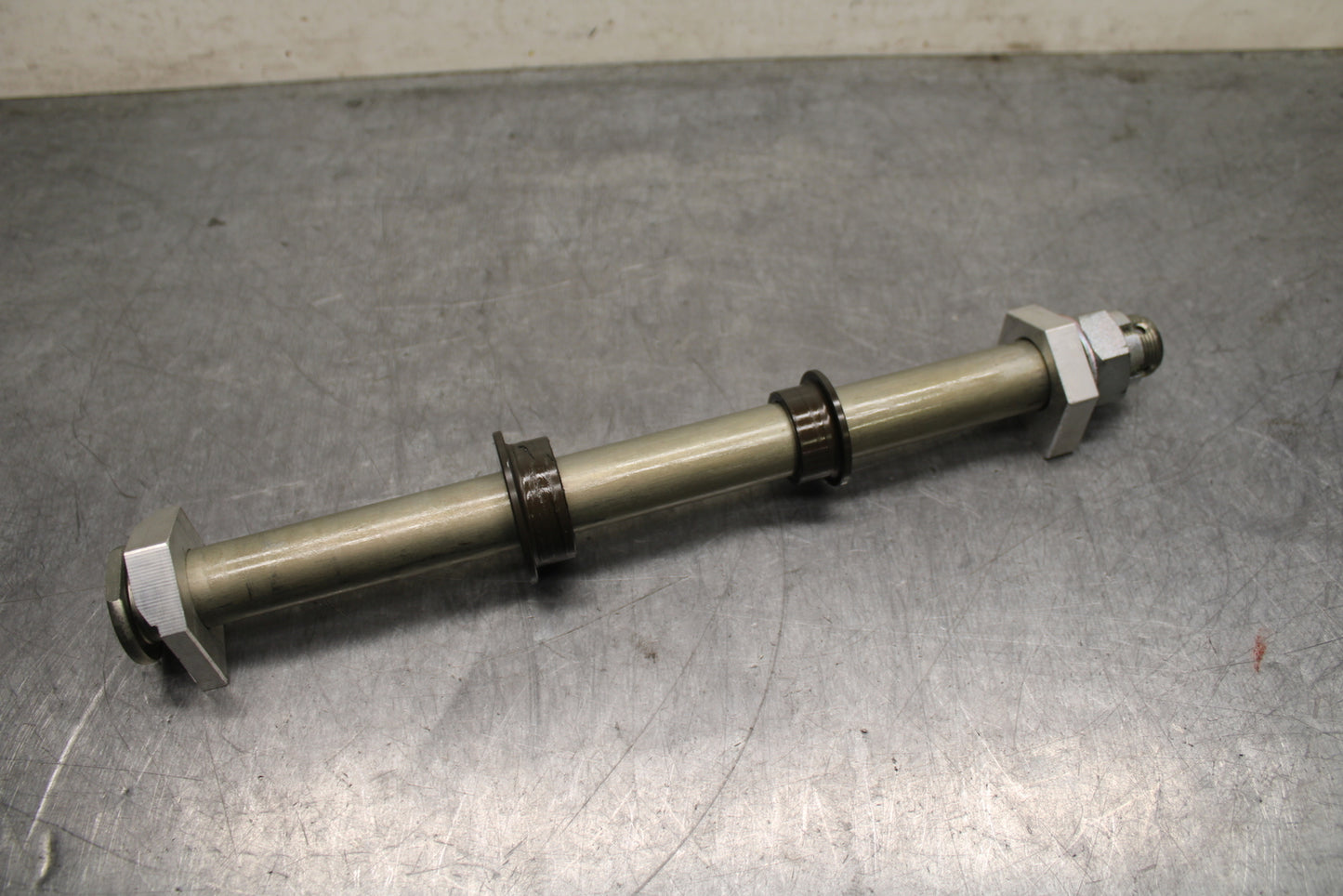 12-25 KAWASAKI NINJA ZX14R NEW!! REAR AXLE BACK WHEEL RIM PIVOT BOLT AXEL BB757