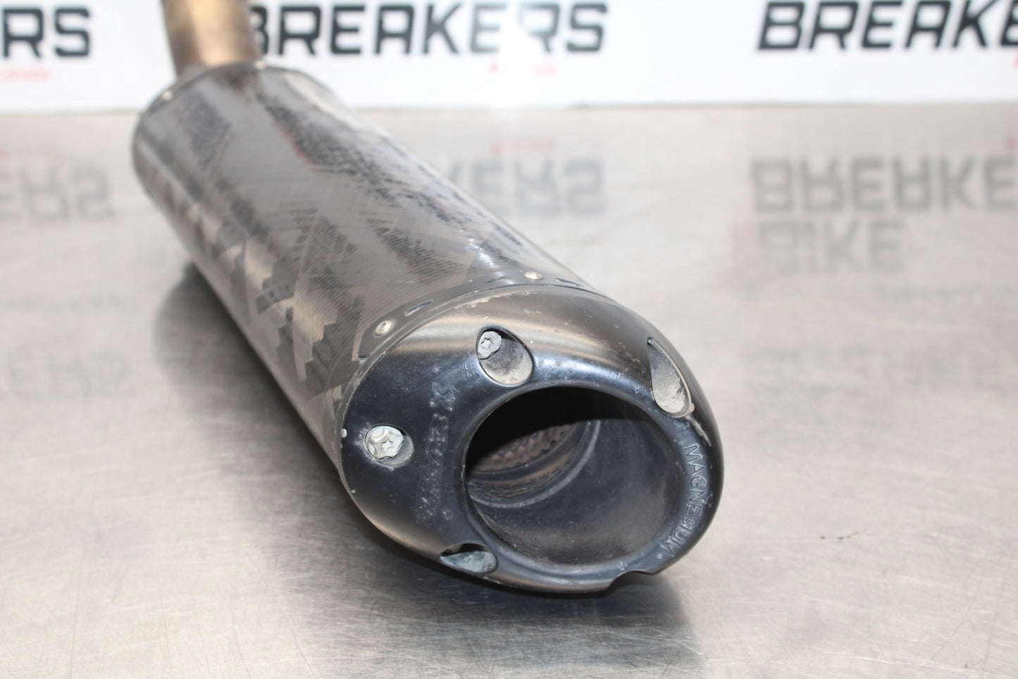 11-22 SUZUKI GSXR 600  TWO BROTHERS EXHAUST PIPE MUFFLER SLIP ON SILENCER BB193
