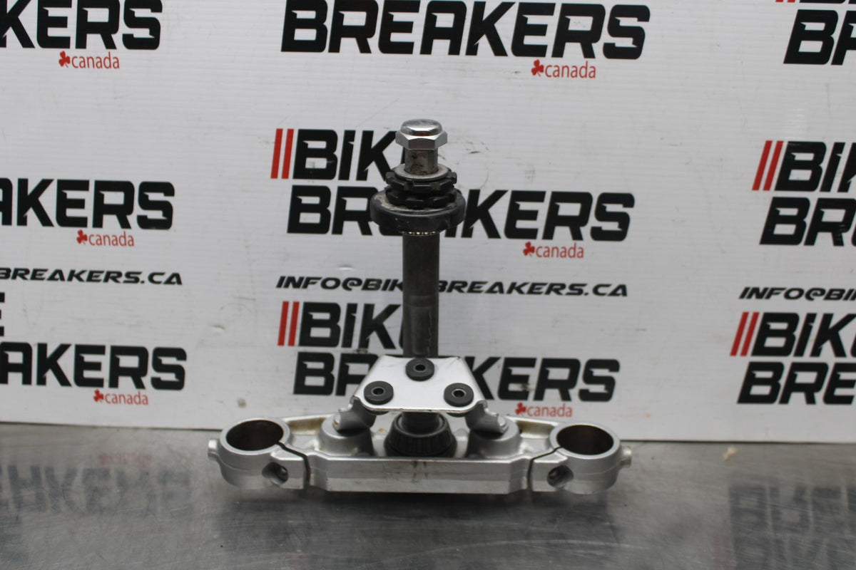 06 KAWASAKI VULCAN 900 FRONT FORKS CLAMP LOWER TRIPLE TREE STEM BB799