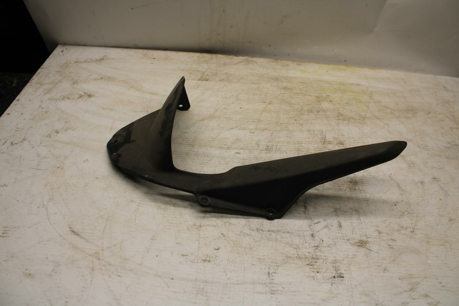 11-12 KAWASAKI NINJA 400 EX400 C REAR BACK WHEEL TIRE HUGGER FENDER BB358