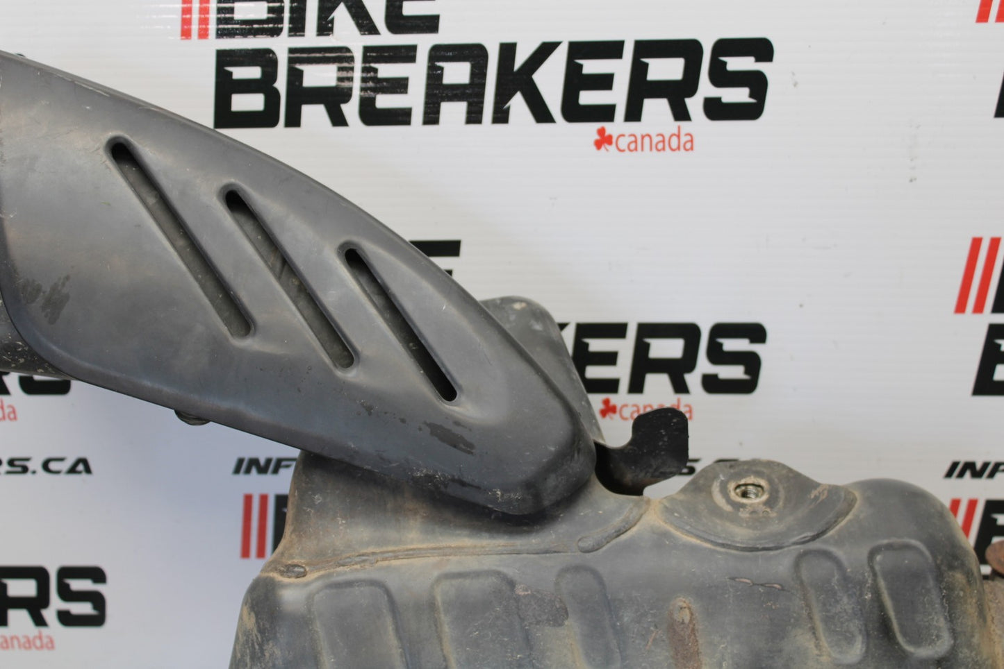 06-07 SUZUKI GSXR 600 EXHAUST PIPE MUFFLER SLIP ON CAN SILENCER BB170