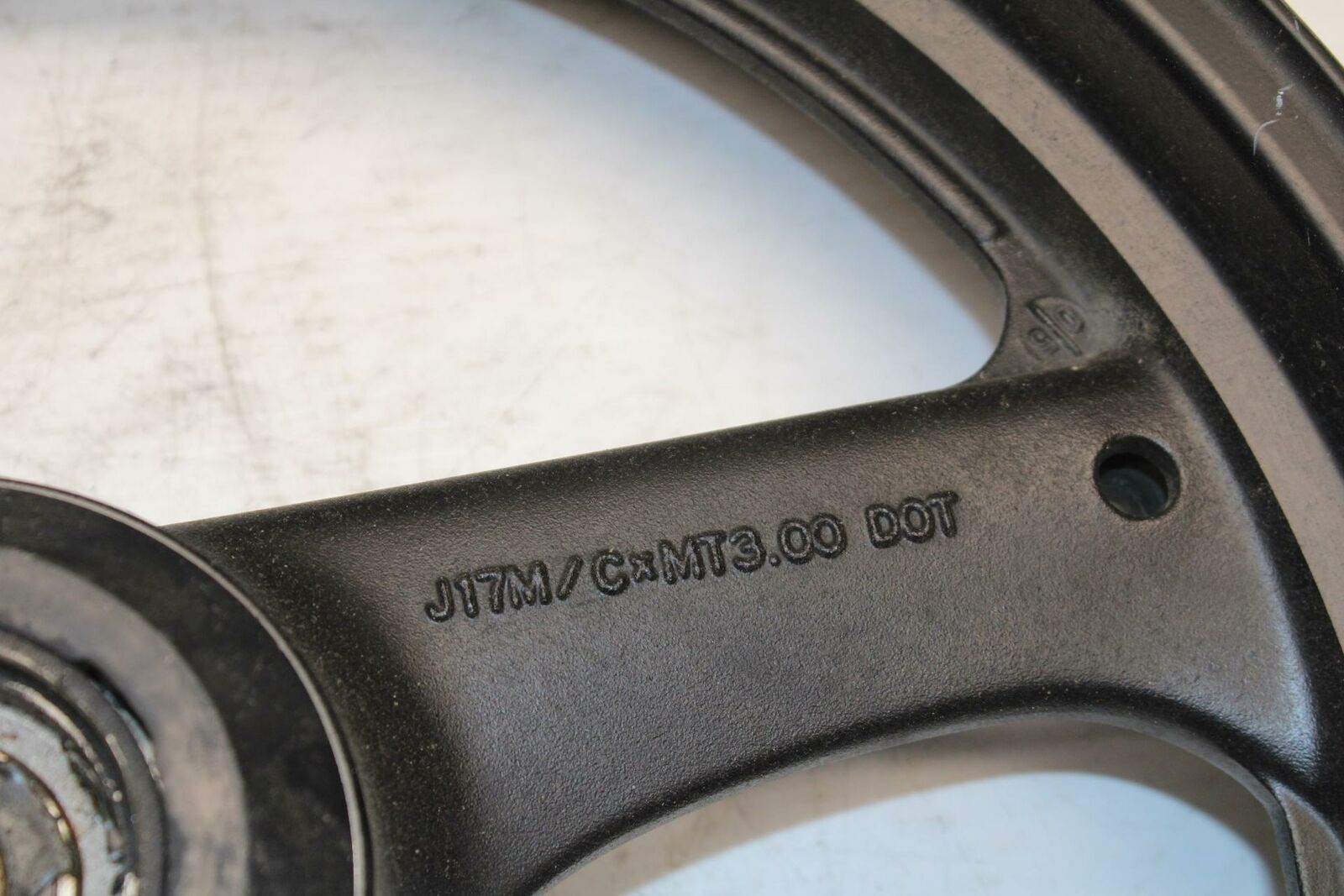 04-09 SUZUKI GS500F FRONT WHEEL RIM W TIRE 54111-34C01-291 55110-01D10 BB261