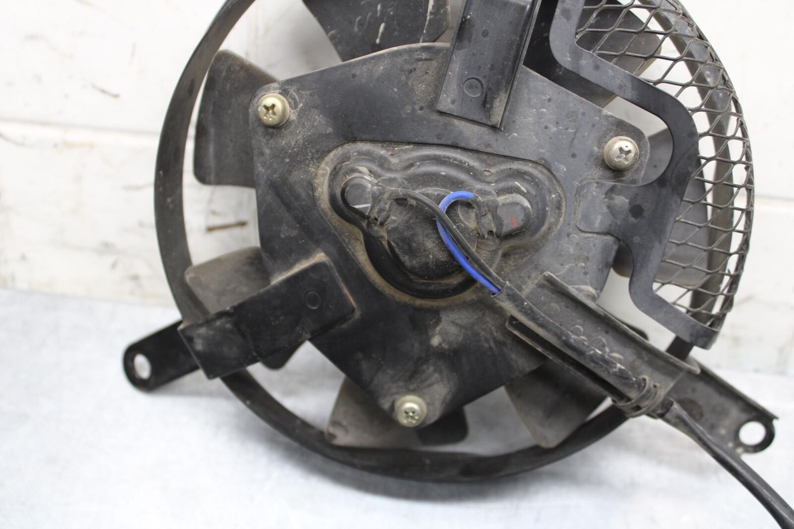 2001 Suzuki GSXR600 ENGINE RADIATOR COOLING FAN 17800-35F00 BB59
