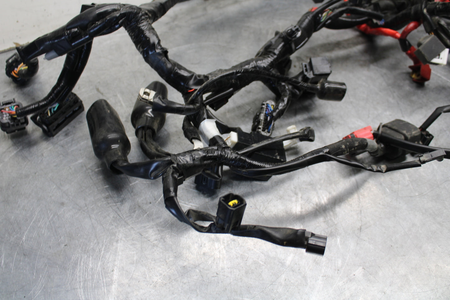 22-24 YAMAHA XSR900 MAIN ENGINE WIRING HARNESS MOTOR WIRE LOOM   BB683