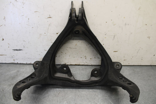 05-06 SUZUKI GSXR1000 UPPER FAIRING MIRROR GAUGES STAY BRACKET 94511-41G00 BB663