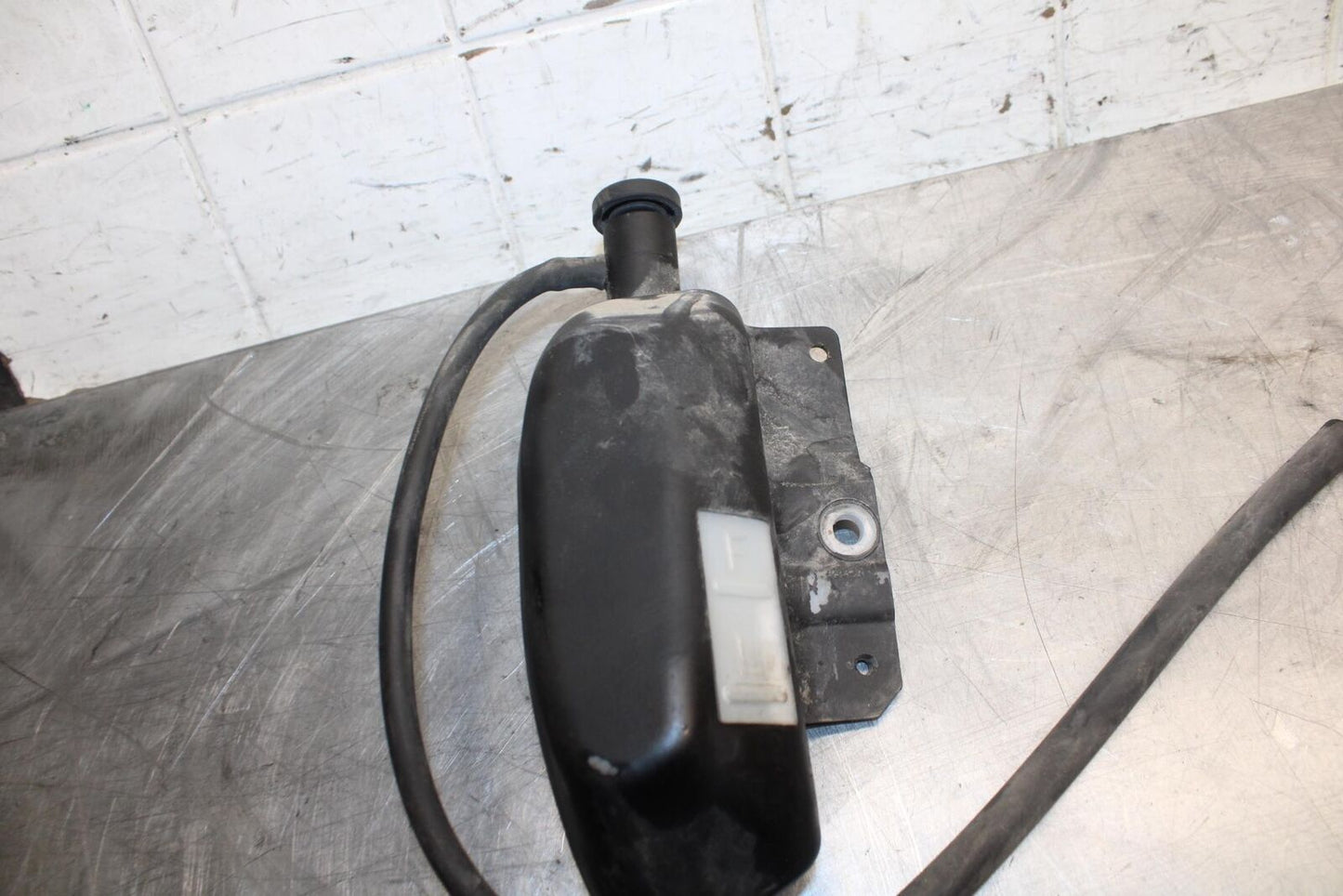 2016 Suzuki Bandit 1250S GSF1250SA ABS COOLANT WATER TANK RESERVOIR BOTTLE BB509