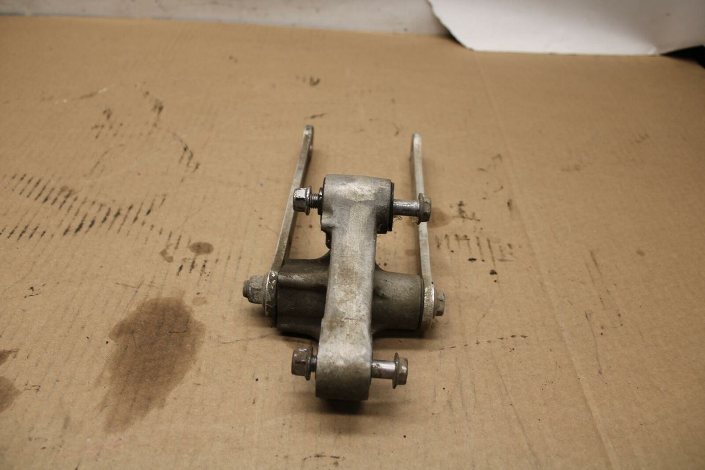 07-08 KAWASAKI NINJA ZX6R REAR DOGBONE SHOCK LINKAGE LINK BB274b