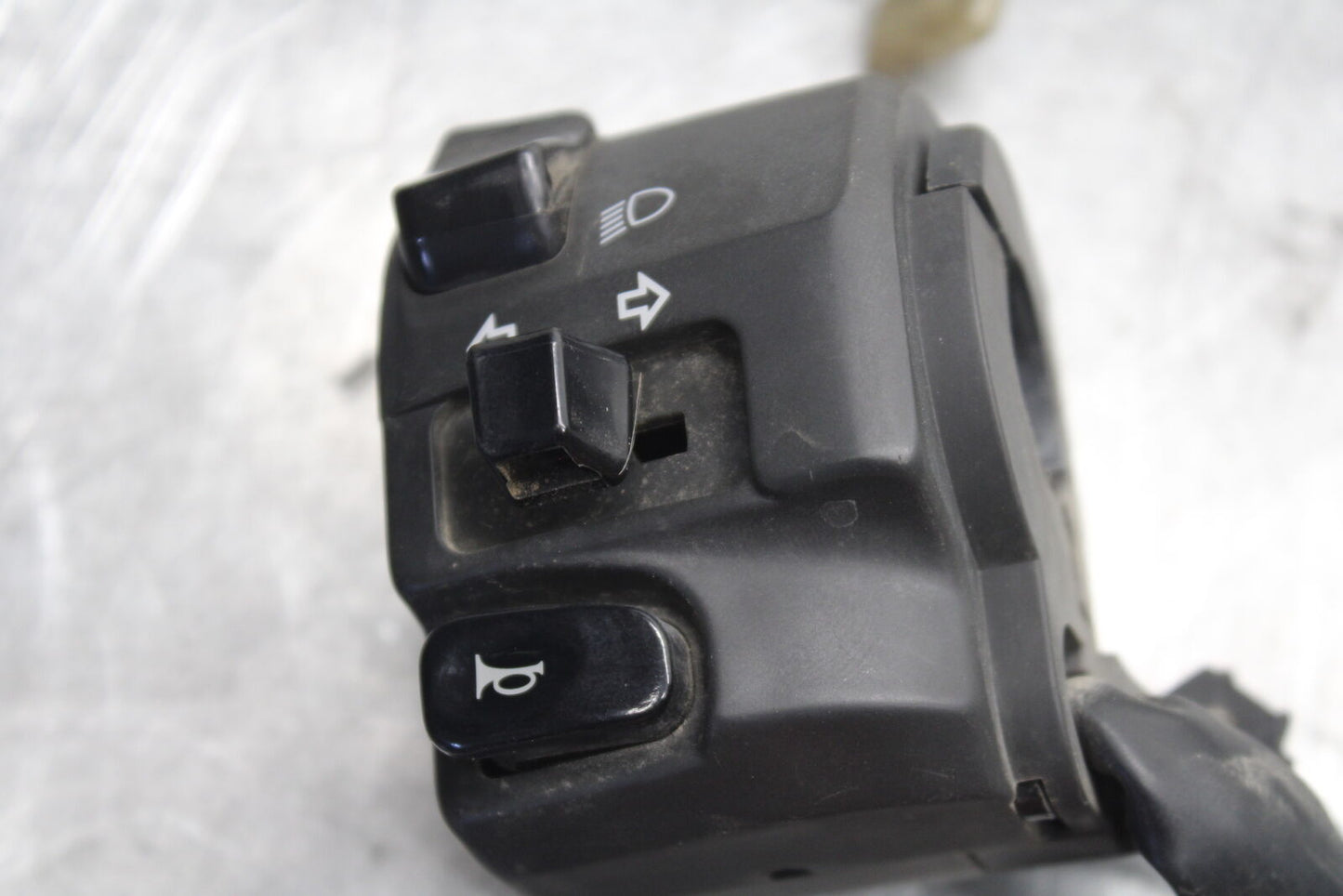 07-08 YAMAHA YZF R1 LEFT CLIP ON HANDLE HORN SIGNALS SWITCH SWITCHES  BB675