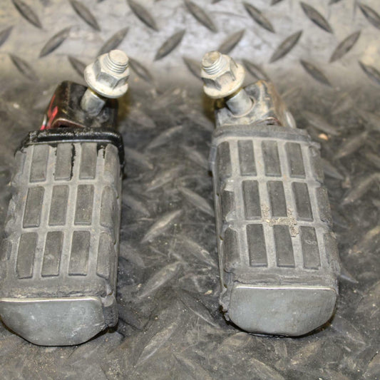 80-81 YAMAHA XS1100 SPECIAL REAR FOOT RESTS PEGS STEPS SET PAIR BB174